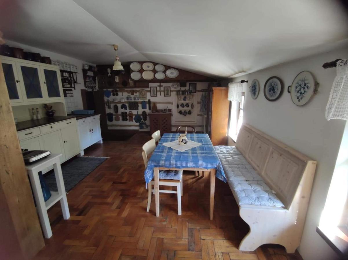 Cafe Nostalgie čtyřlůžkový apartmán Krásná Lípa Exterior foto